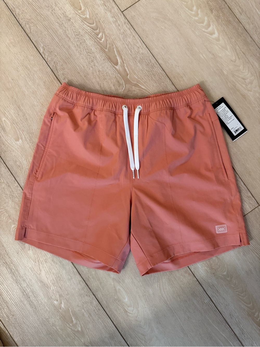 Rhone Men’s 5.5” R&R Swim Trunks NWT Coral Clay Size Small | Lined Stretch